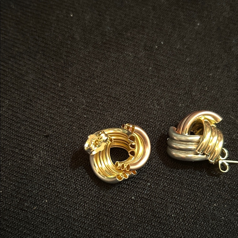 Chic Three-Tone Knot Earrings - Picture 3 of 4
